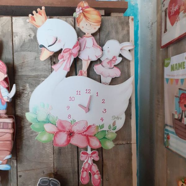 Picture of BALLERINA SWAN CLOCK